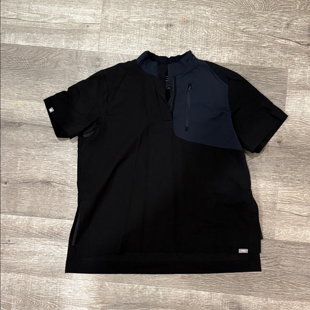 Figs Black Scrub top